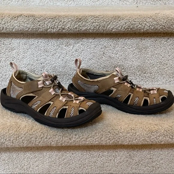 LL BEAN SHOES/ LL BEAN WOMENS HIKING SANDALS/ COLOR LIGHT BROWN/ SIZE 7M - Picture 6 of 7